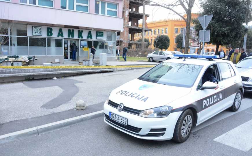 Maskiran ‘upao’ u trgovinu u Mostaru: Ukrao novac, prijetio radnicima pištoljem