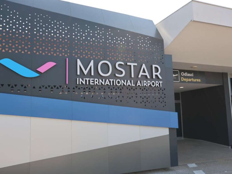 Mostar sve puniji: Aerodrom završio 2025. s rekordnim rastom putnika