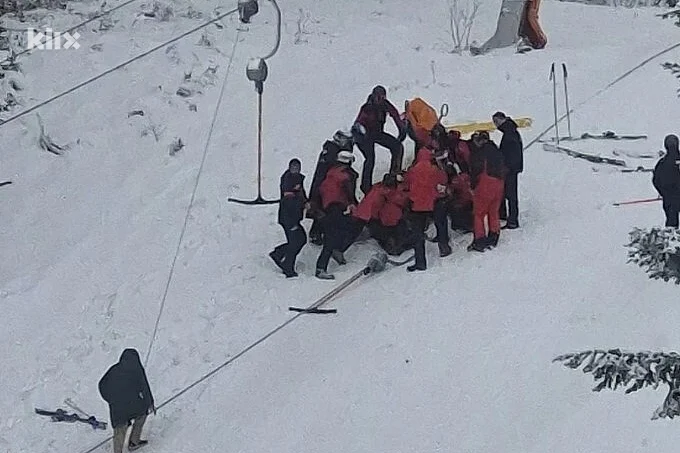 OC Bjelašnica-Igman: Ispala sajla na ski-liftu, jedna osoba povrijeđena
