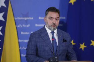 Spor oko carina: Košarac poručio da treba štititi domaću proizvodnju