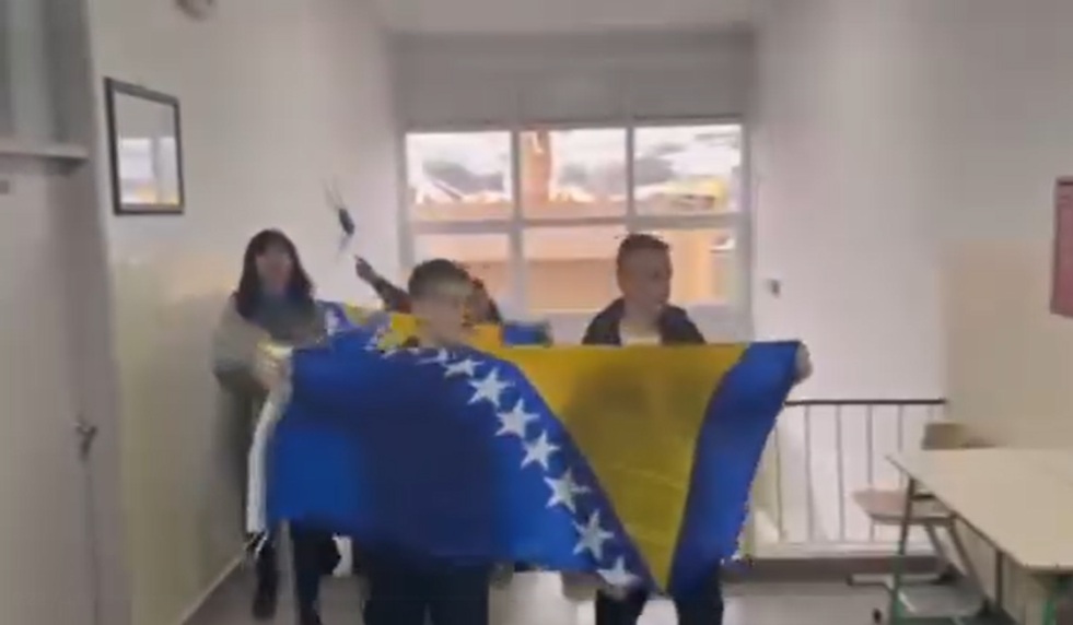 Uz harmoniku i Halida: Mladi u Bugojnu oduševili pred utakmicu