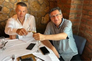 Historičaru iz Srbije Hrvatska zabranila ulazak, krenuo na promociju knjige “Tesla, Srbin sam”