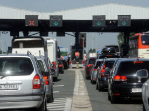 Kolone i do 3 kilometra: Haos na granicama nakon uvođenja EES sistema