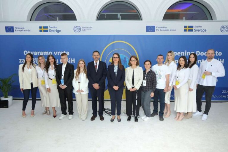 Više od 800 ljudi dobilo posao u BiH: EU i Švedska pomogli najugroženijima da pronađu priliku