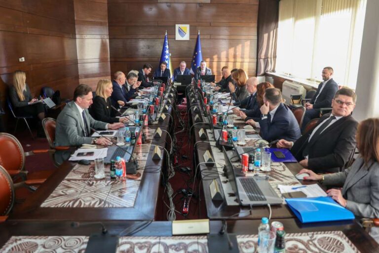 Vlada FBiH ulaže 5 miliona KM u Pretis: Jačanje namjenske industrije i nova radna mjesta