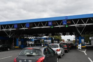 Kolone kilometarske: Građani masovno napuštaju BiH za vikend
