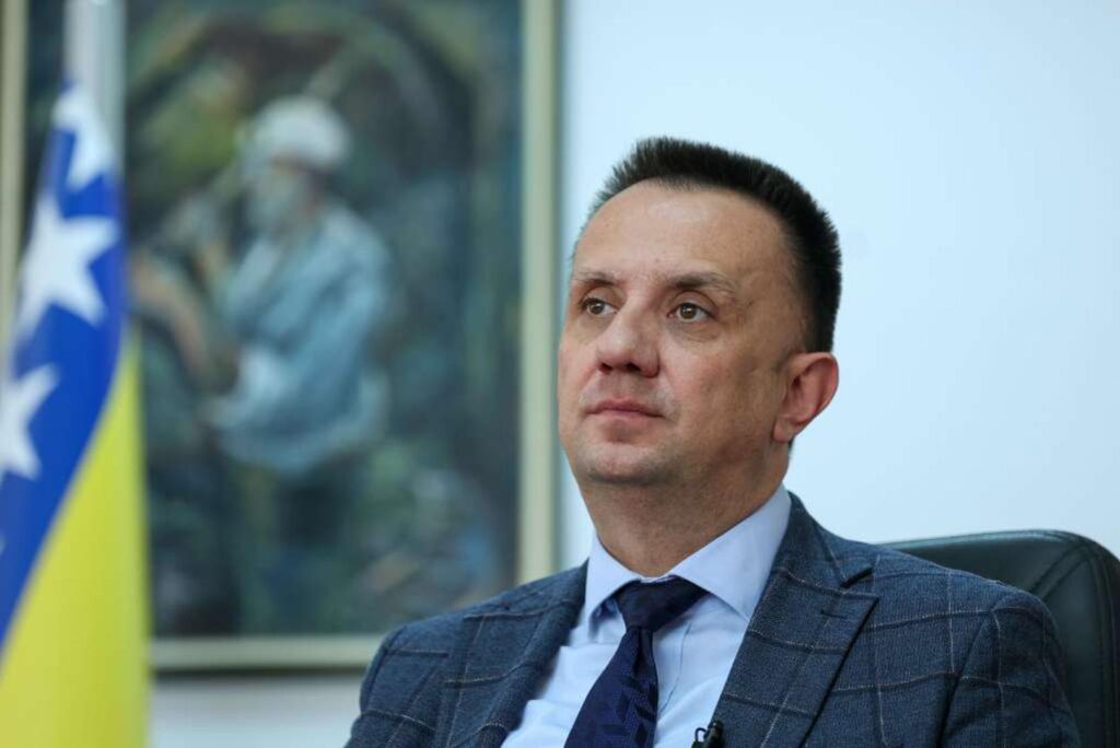 Federacija BiH razvija prvi domaći dron i proizvodnju baruta