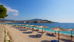 Više od 40 posto zaposlenih u BiH dostupno šefovima i tokom godišnjeg odmora